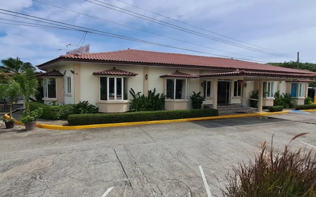 Mi Casa Asi de Grande