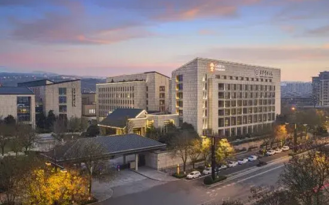 Lintong Yueliu Hotel