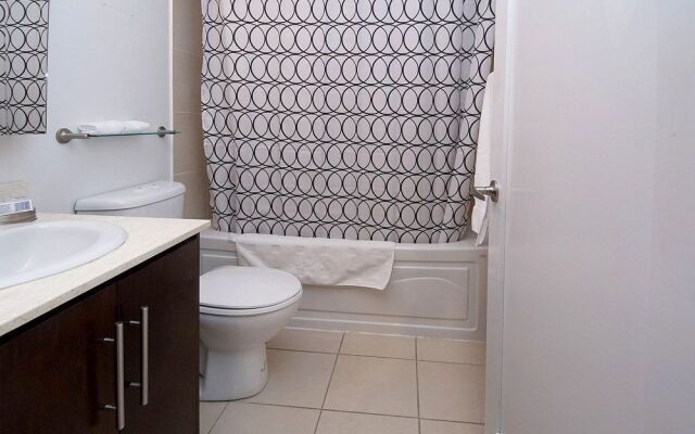 WhiteHall Suites - 20 Bluejays Way