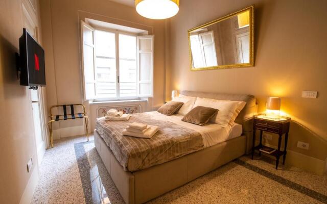 Noble Floor Luxury Apartments Gina