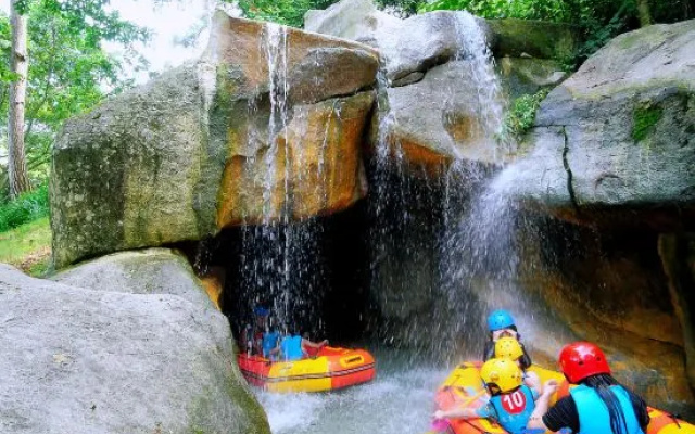 Emei Mountain Hot Spring Hotel