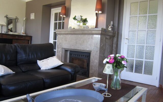 Modern Holiday Home in Bouillon with Terrace