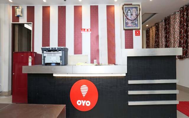OYO 11623 Hotel Shiva Palace