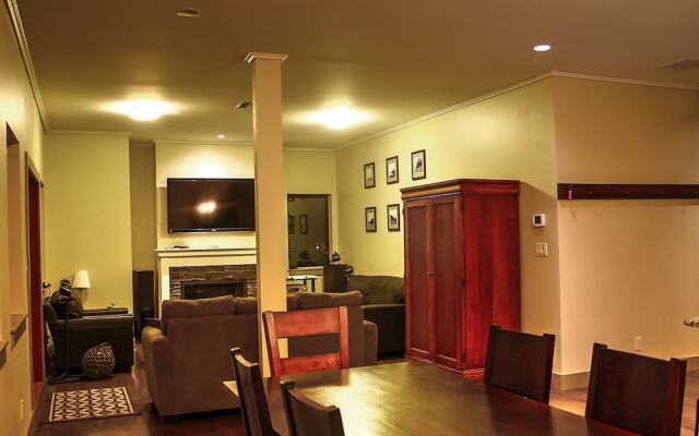 The Downtown Loft - Silver Bear