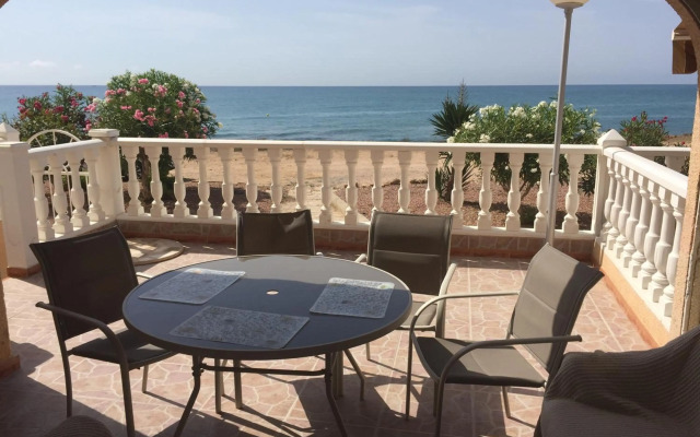 Seafront Dream Apartment