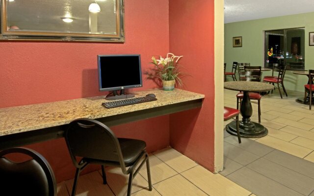 Travelodge Midtown