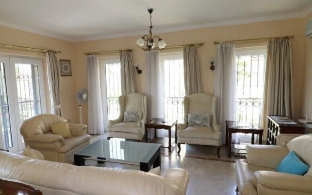 Villa FT04 by JoyLettings