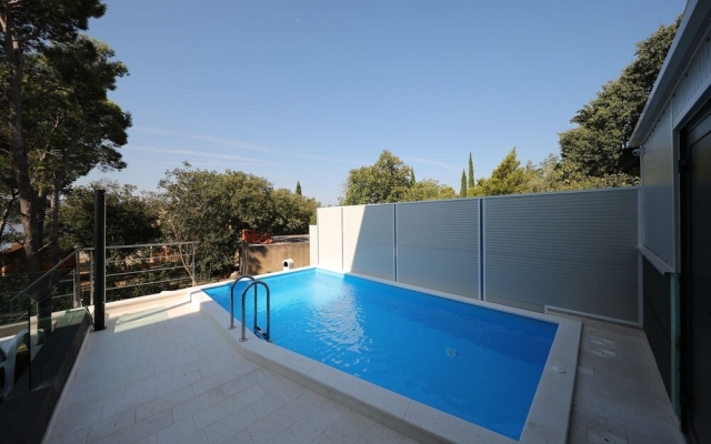 Charming Apartment in Seline Dalmatia With Sea View