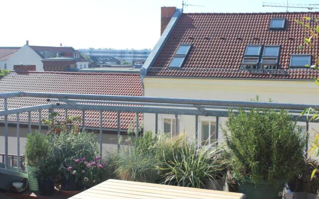 Rooftop Loft Berlin Mitte and Bikes