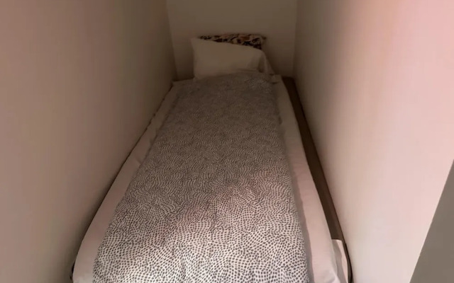 Small 2 Room Apartment in Sollentuna