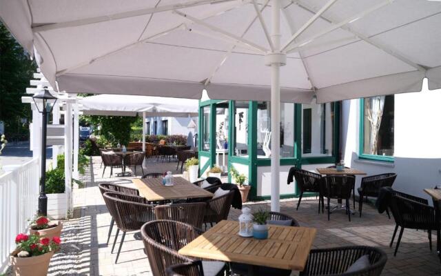 Ferienhaus Fur 8 Personen Mit Kamin & Terrasse