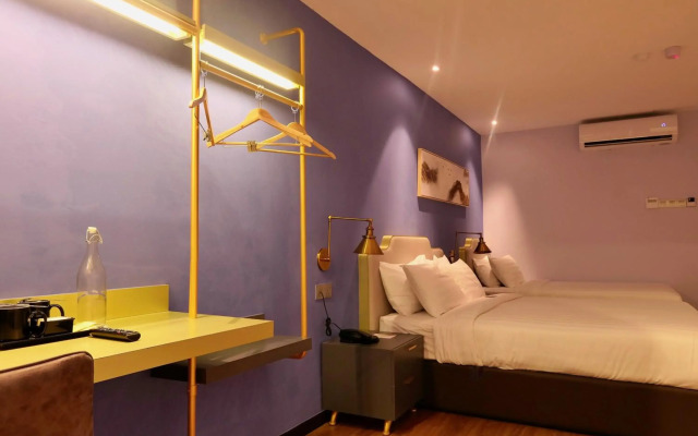 Le Embassy Hotel Georgetown