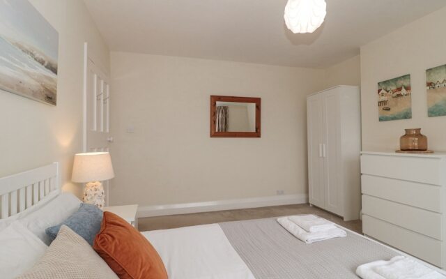 2 Moorlands