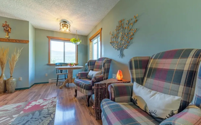 Golden Mountain View Suites