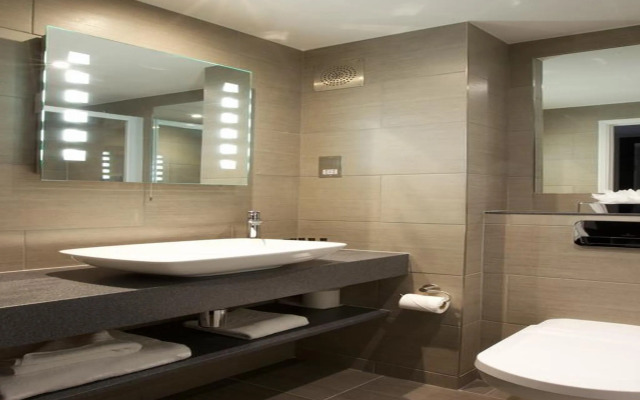 Cambridge Bar Hill Hotel, BW Signature Collection