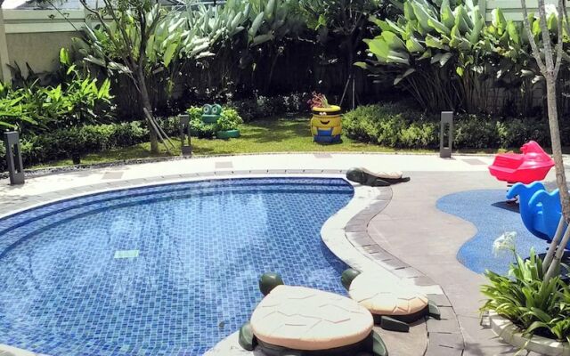 Spacious Studio Madison Park Apartment Beside Central Park Mall