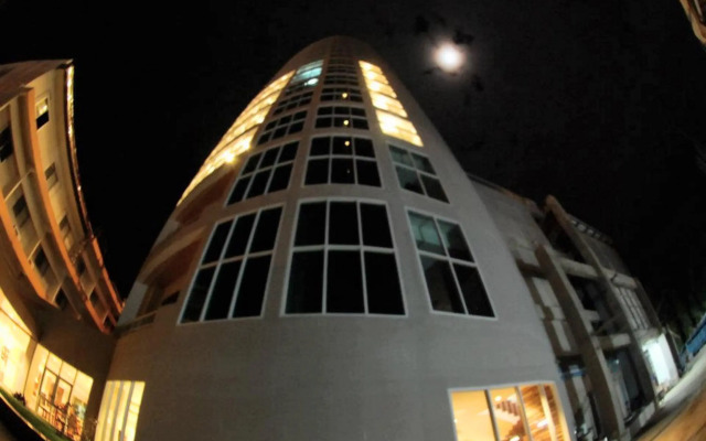 River City Hotel