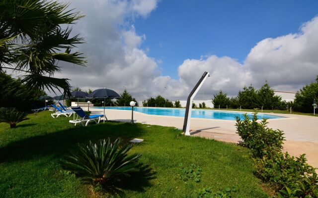 Domus Aurea Resort