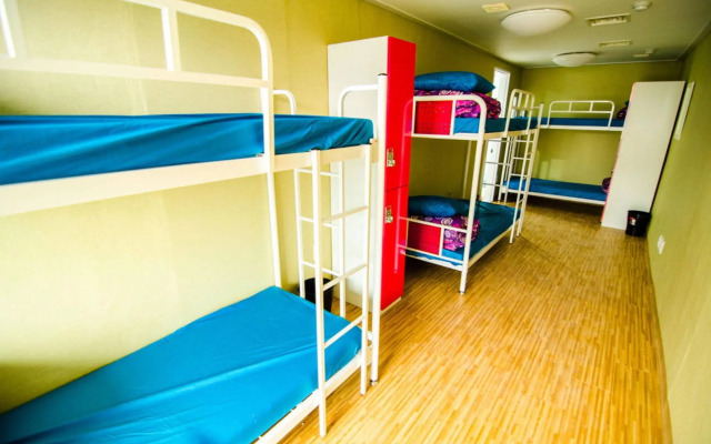 Kimchee Sinchon Guesthouse