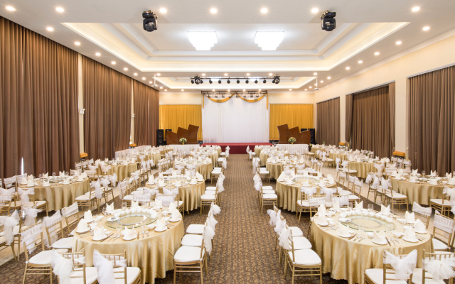 Ladalat Hotel