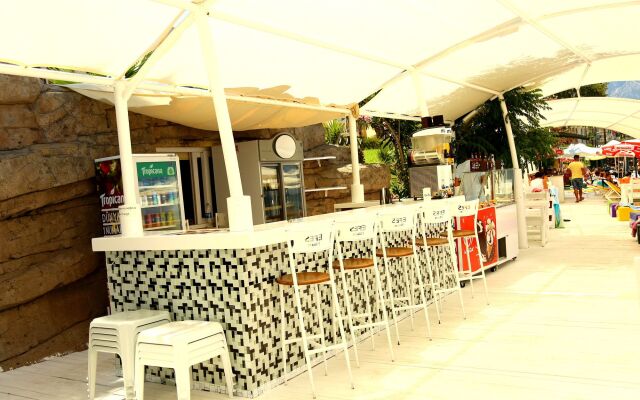 Viking Beach Hotel