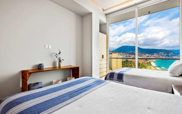 Panoramic Hot Tub Oceanview Luxury 4BR Penthouse