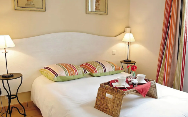 Cozy apartment in the beautiful fortified town Grimaud