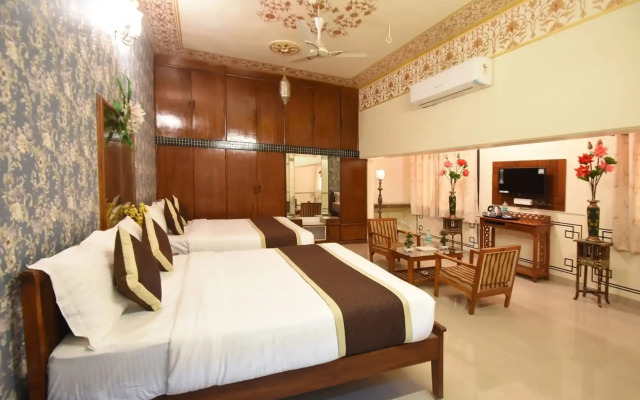 Virasat Mahal Heritage Hotel