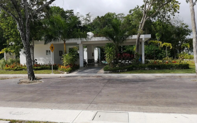 Violet House - Riviera Maya