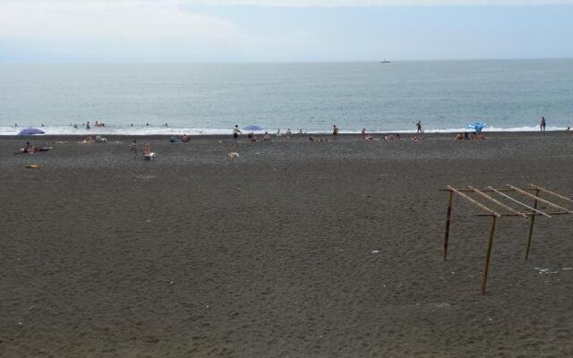 Old Batumi Mare