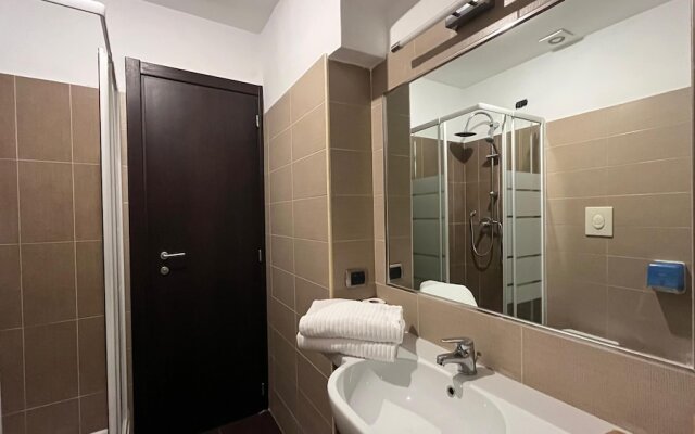 Cloud 9 Hotel