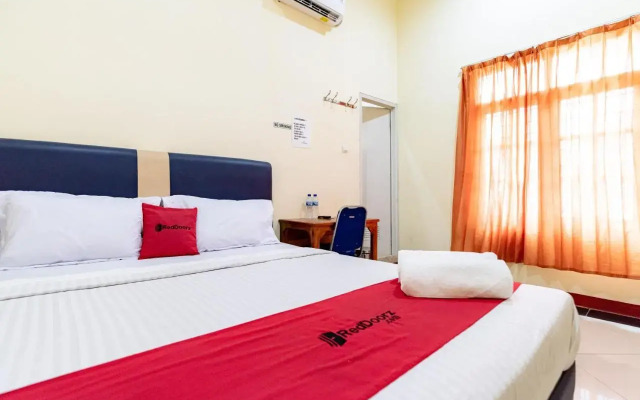 Permata House by OYO Rooms