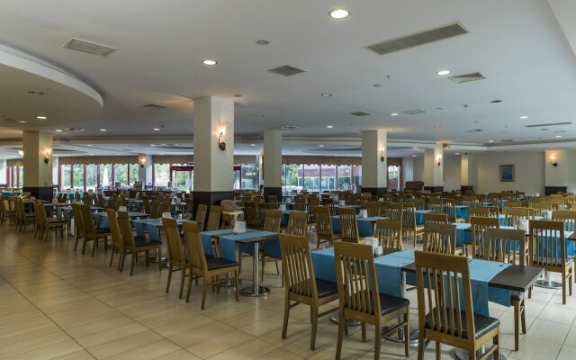 Perre La Mer Hotel Resort & Spa