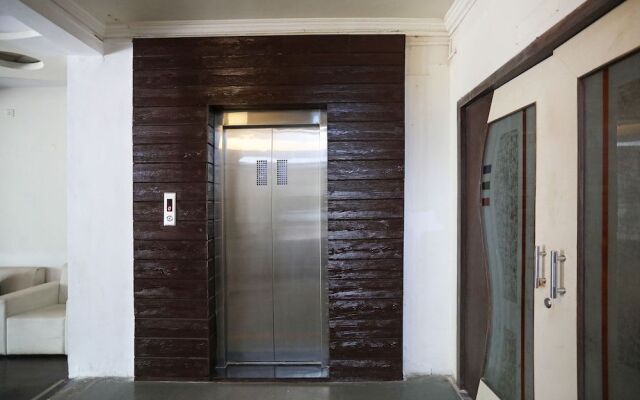 OYO 10671 Hotel Sai Prem