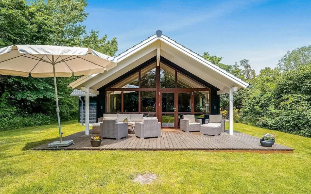 5 Star Holiday Home in Vaeggerlose