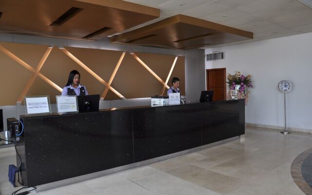 Hotel Atrium Plaza