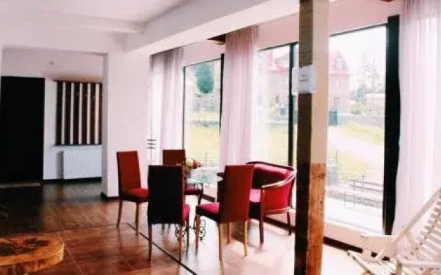 Boutique Hotel Shale