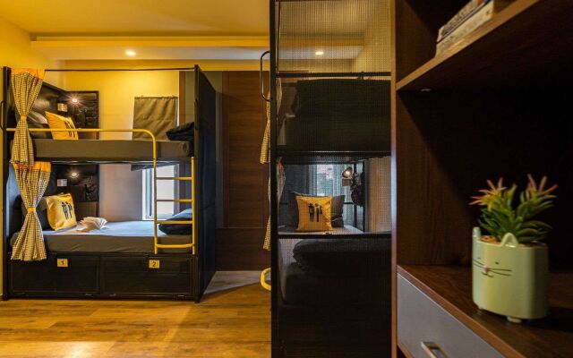 The Hosteller Bangalore, Brigade Road