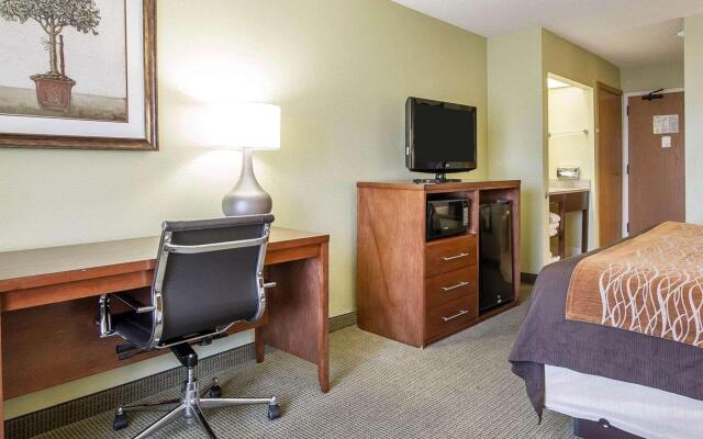 Holiday Inn Express Hotel & Suites Black River Falls