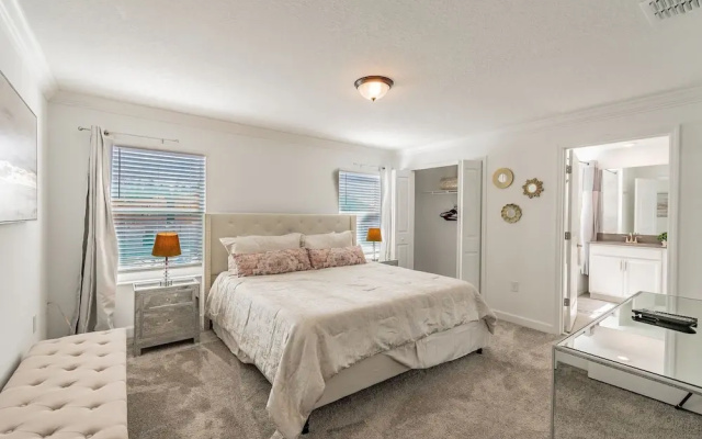 Luxury 4bd/3ba Home Storey Lake