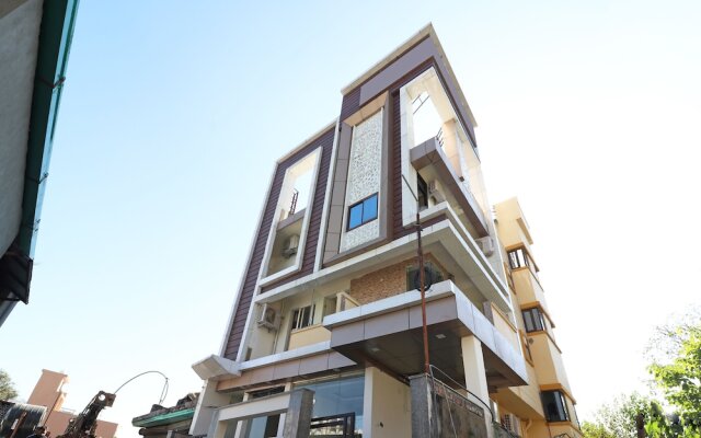 OYO Flagship 15432 Hotel The Nest GMS Rd