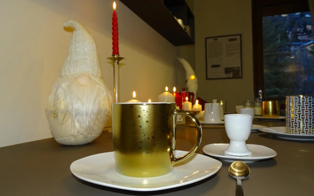 Blue Moon - Via Parigi Apartments