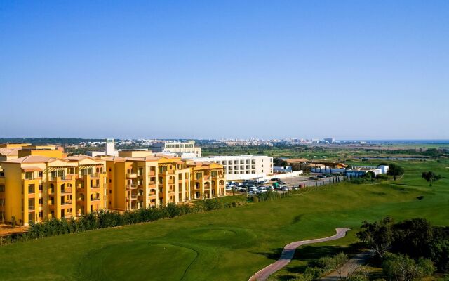 The Residences at Victoria	