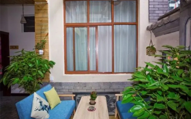Li Zhongxia Hostel