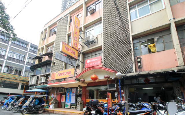 RedDoorz Plus @ Chinatown Binondo