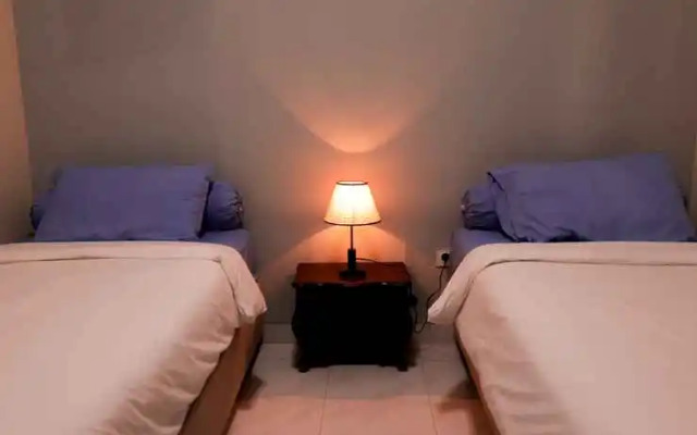 Reisban Coffee Shop and Hostel