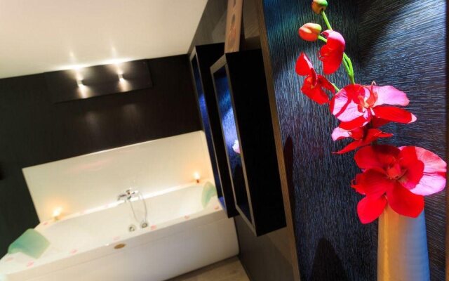 Holidiay Green Resort & Spa