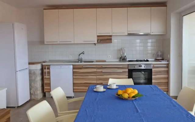Charming Holiday Home in Cara With Pool