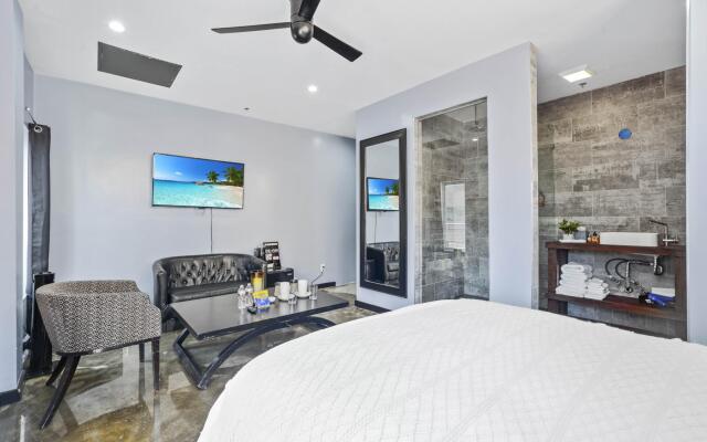 Magnificent En Suite Studio