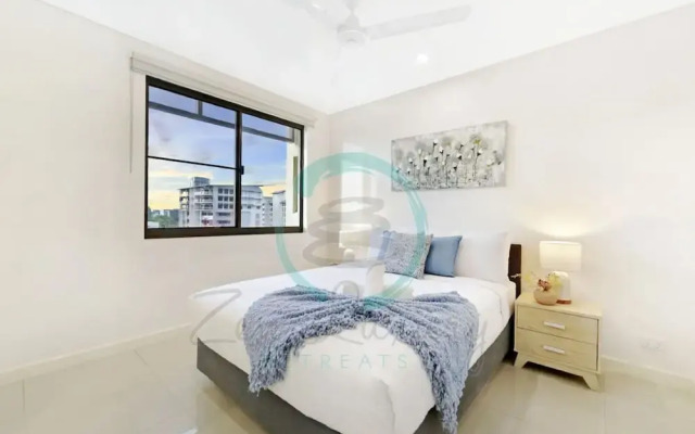 Zen Ocean Charm 3BR Luxury W Front Apt Pool BBQ